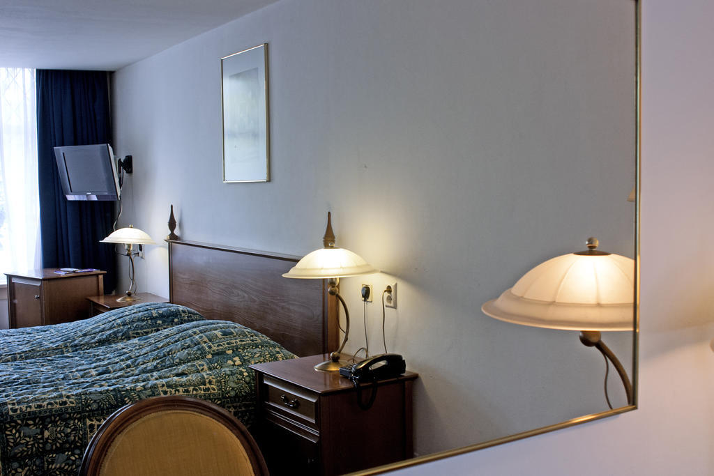 Hotel Prins Hendrik Амстердам Екстериор снимка